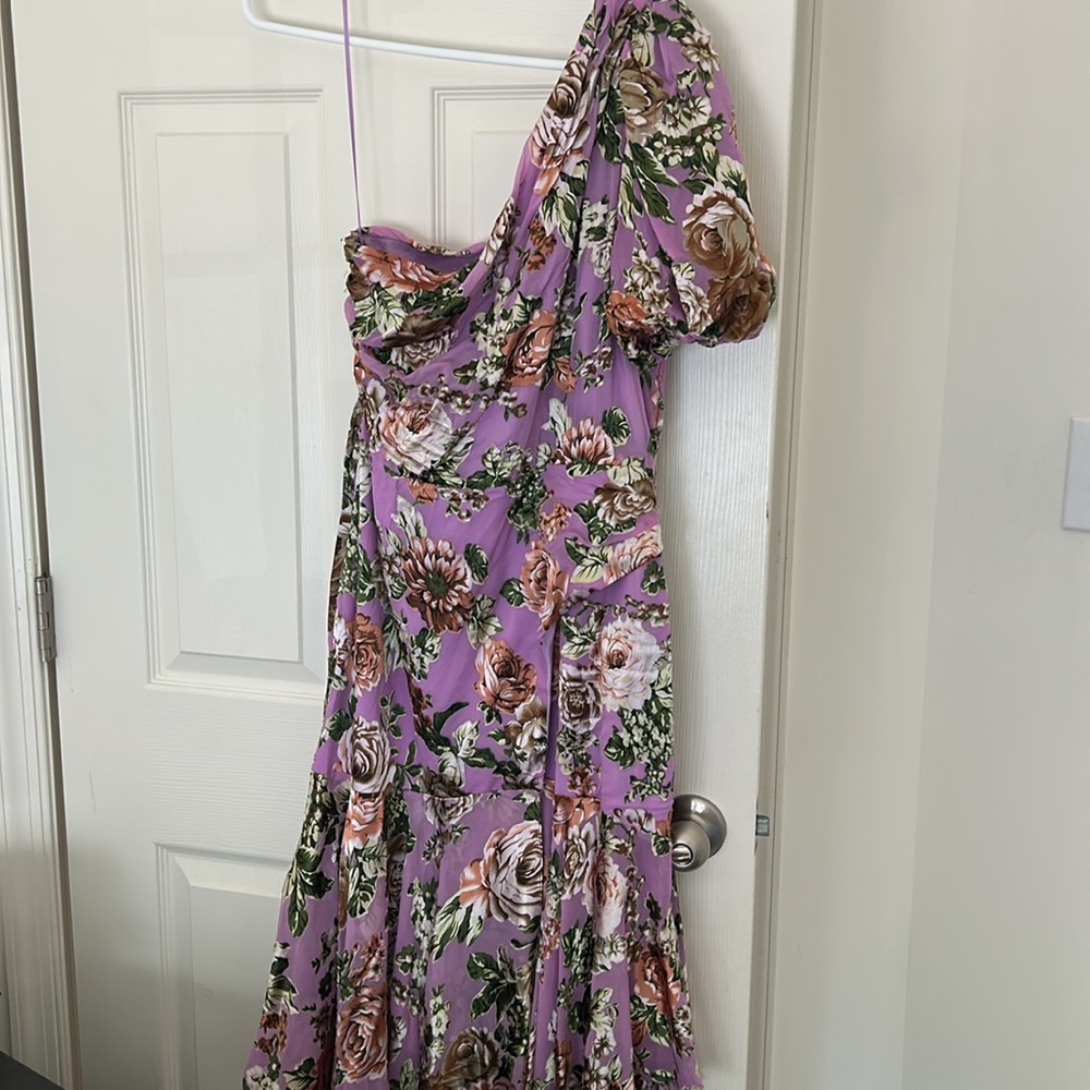 ASTR beautiful floral one shoulder puff sleeve dress